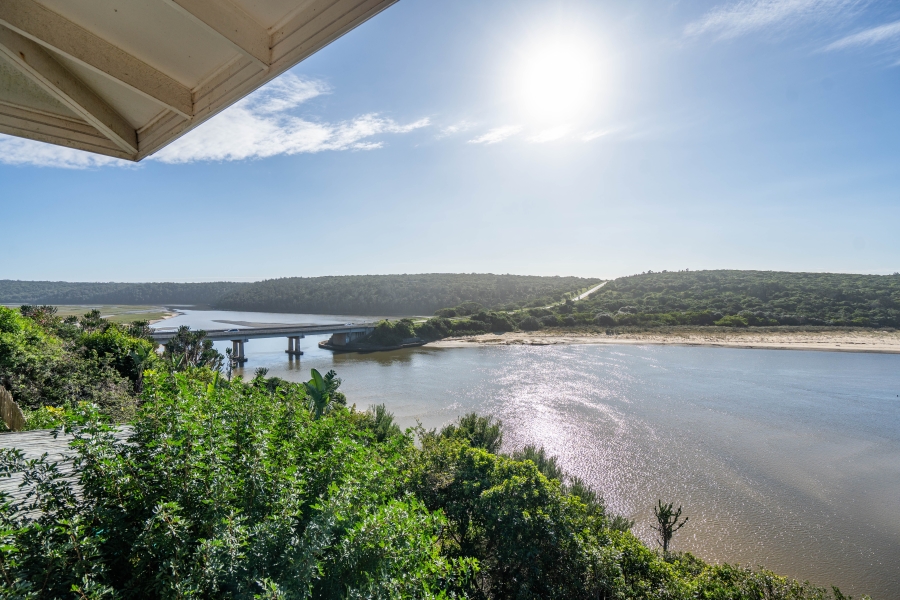 4 Bedroom Property for Sale in Kenton On Sea Eastern Cape